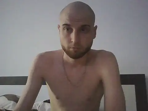 Snapshot of John_86 chatting on 11/04/25, 08:46 John 86 online show from 11/04/25, 08:46