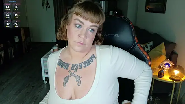 WendyDarling online show from 10/01/25, 08:15