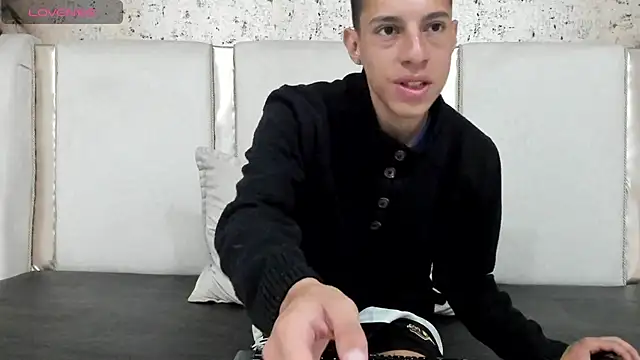 thiago19s online show from 01/08/25, 07:03