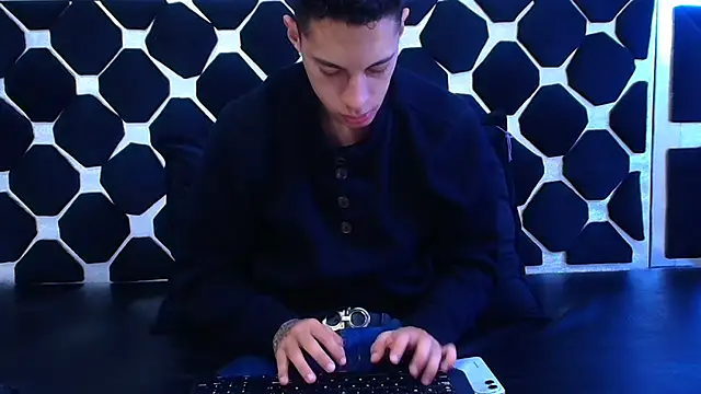 thiago19s online show from 02/19/25, 06:54