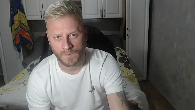 ANGELALEXYNO2024 online show from 12/15/25, 03:49