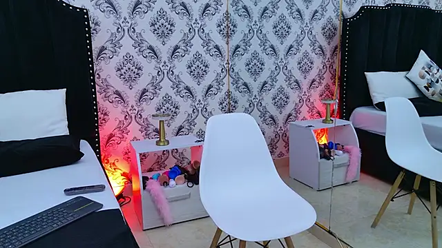 LexaDeRusso online show from 11/03/25, 07:59