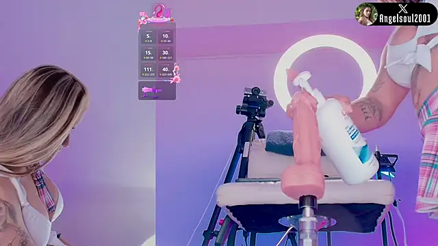 Snapshot of Angelst__ chatting on 05/19/26, 01:00 Angelst online show from 05/19/26, 01:00