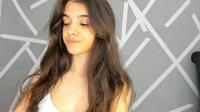 Snapshot of BabyAylin chatting on 12/19/24, 06:01 BabyAylin online show from 12/19/24, 06:01