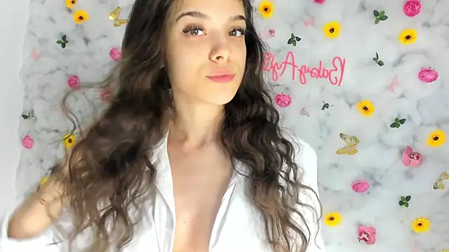 Snapshot of BabyAylin chatting on 03/01/25, 05:42 BabyAylin online show from 03/01/25, 05:42