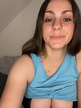 Loella-Rose online show from 07/19/26, 01:53