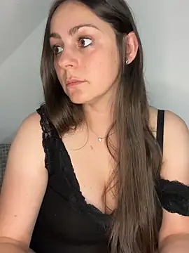 Loella-Rose online show from 07/26/26, 10:38