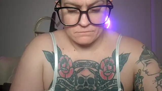 quinnmariexo online show from 02/10/26, 07:12