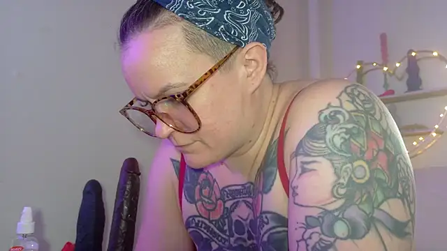 quinnmariexo online show from 03/04/26, 08:04