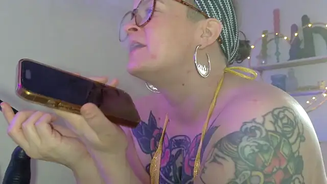 quinnmariexo online show from 03/06/26, 04:47