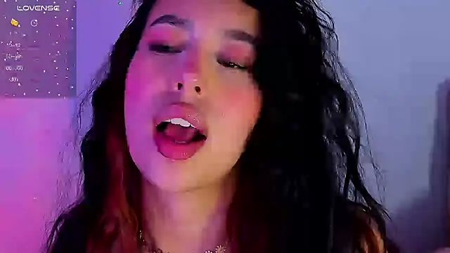 Snapshot of youpinkgirl_ chatting on 01/29/25, 04:47 youpinkgirl  online show from 01/29/25, 04:47