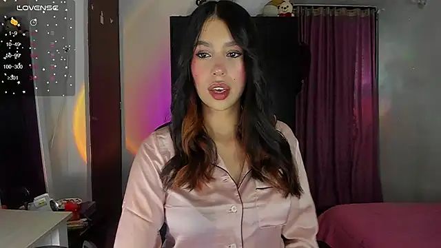 Snapshot of youpinkgirl_ chatting on 03/01/25, 11:58 youpinkgirl  online show from 03/01/25, 11:58