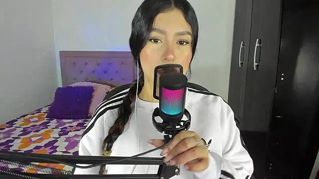 youpinkgirl  online show from 11/12/25, 10:20