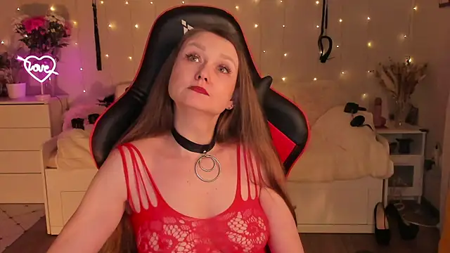 desperatehousewife   online show from 03/22/25, 12:28