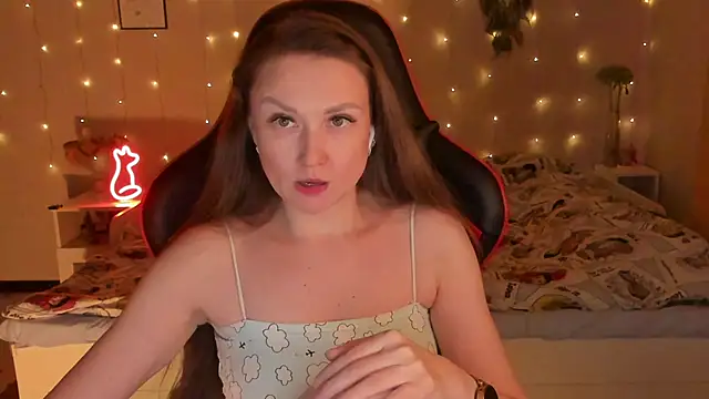 desperatehousewife   online show from 03/26/26, 07:08