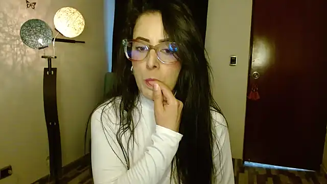 Snapshot of ella_peck chatting on 09/09/25, 02:55 ella peck online show from 09/09/25, 02:55