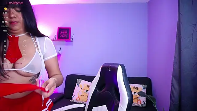 Snapshot of danny_goddess chatting on 12/04/24, 04:43 danny goddess online show from 12/04/24, 04:43