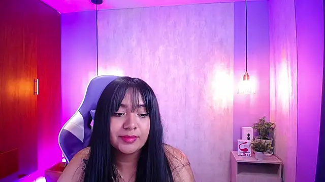 Snapshot of danny_goddess chatting on 03/15/25, 03:29 danny goddess online show from 03/15/25, 03:29