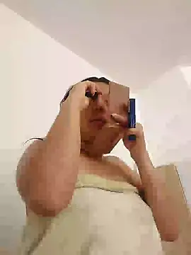 Sophie-hatter online show from 01/08/25, 05:48