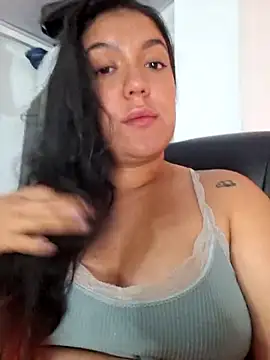 Sophie-hatter online show from 11/12/25, 04:29