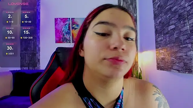 Snapshot of Ariadna_sc chatting on 10/25/25, 12:23 Ariadna sc online show from 10/25/25, 12:23