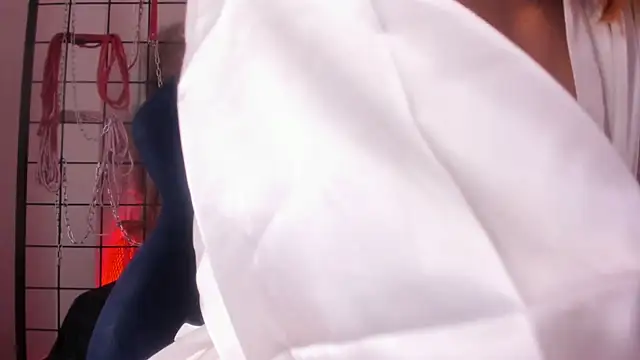 Snapshot of charrlotte_quinn chatting on 02/19/25, 02:55 charrlotte quinn online show from 02/19/25, 02:55