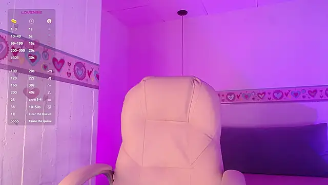 Snapshot of keily_gh1 chatting on 01/18/25, 04:37 keily gh1 online show from 01/18/25, 04:37