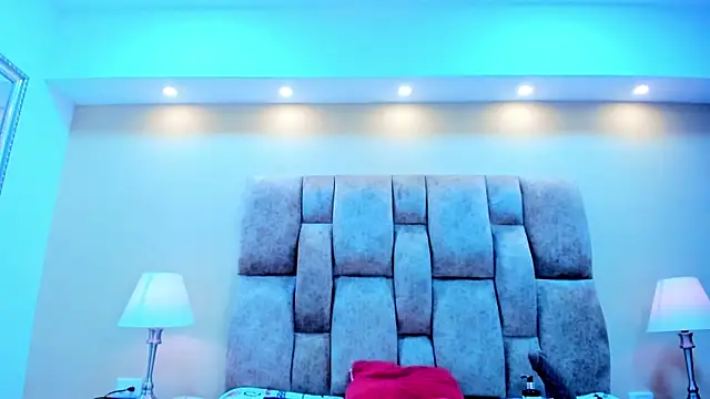 MiiaHot online show from 03/10/25, 08:23