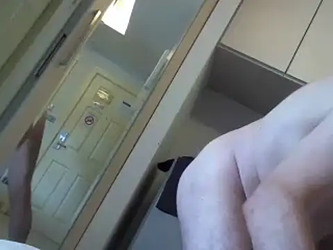 Snapshot of NicoPuma chatting on 12/09/24, 04:23 NicoPuma online show from 12/09/24, 04:23