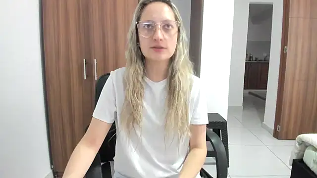 Adele johnsonn1 online show from 09/17/25, 04:08