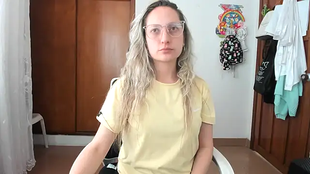 Adele johnsonn1 online show from 10/14/25, 07:03