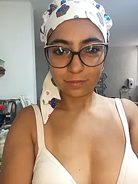 Isabellaa22 1 online show from 10/24/25, 03:19