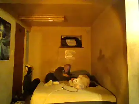 Snapshot of Nightshade7712 chatting on 01/25/25, 10:07 Nightshade7712 online show from 01/25/25, 10:07