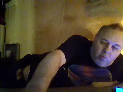 Snapshot of Nightshade7712 chatting on 02/27/25, 10:42 Nightshade7712 online show from 02/27/25, 10:42