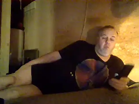 Snapshot of Nightshade7712 chatting on 02/28/25, 01:47 Nightshade7712 online show from 02/28/25, 01:47