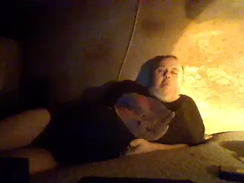 Snapshot of Nightshade7712 chatting on 03/05/25, 01:42 Nightshade7712 online show from 03/05/25, 01:42