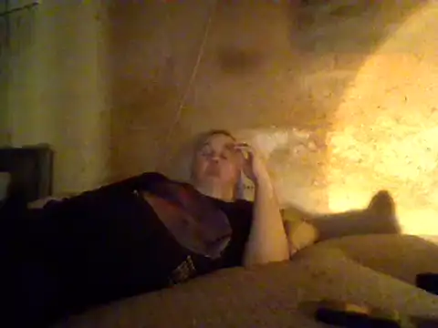 Snapshot of Nightshade7712 chatting on 03/09/25, 01:35 Nightshade7712 online show from 03/09/25, 01:35