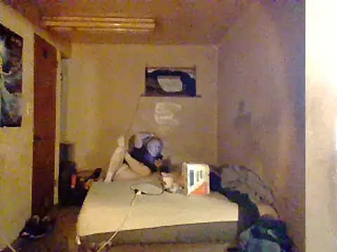 Snapshot of Nightshade7712 chatting on 03/14/25, 09:21 Nightshade7712 online show from 03/14/25, 09:21