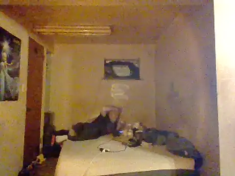 Snapshot of Nightshade7712 chatting on 03/18/25, 09:43 Nightshade7712 online show from 03/18/25, 09:43