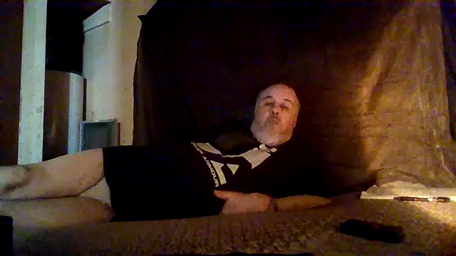 Snapshot of Nightshade7712 chatting on 09/29/25, 09:52 Nightshade7712 online show from 09/29/25, 09:52