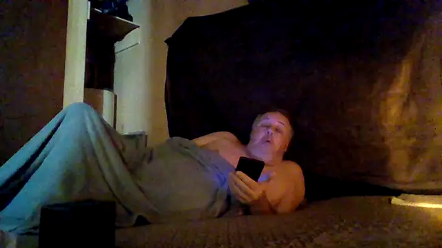 Snapshot of Nightshade7712 chatting on 10/25/25, 11:51 Nightshade7712 online show from 10/25/25, 11:51