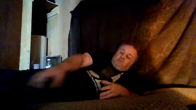 Snapshot of Nightshade7712 chatting on 11/01/25, 09:39 Nightshade7712 online show from 11/01/25, 09:39