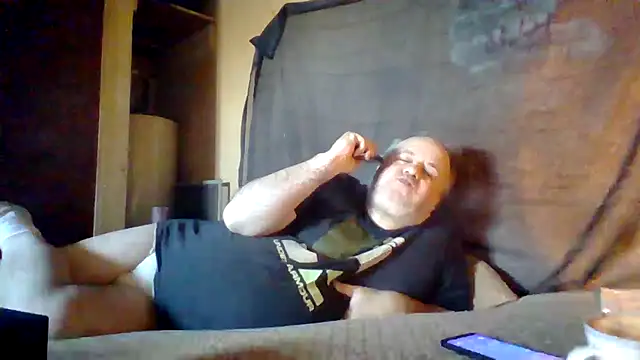 Snapshot of Nightshade7712 chatting on 11/04/25, 05:12 Nightshade7712 online show from 11/04/25, 05:12