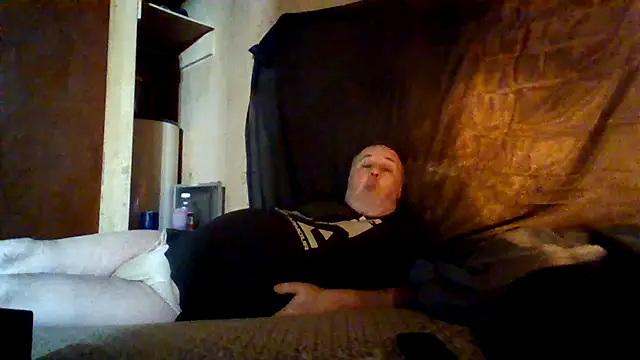 Snapshot of Nightshade7712 chatting on 11/16/25, 07:30 Nightshade7712 online show from 11/16/25, 07:30