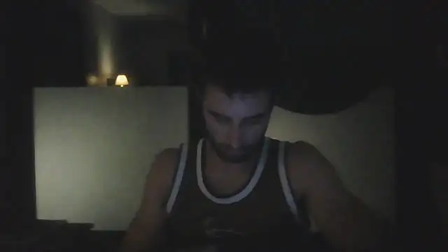 Snapshot of Vekie_007 chatting on 06/13/26, 01:47 Vekie 007 online show from 06/13/26, 01:47