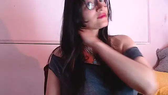 Snapshot of lunazulsj chatting on 02/21/25, 07:54 lunazulsj online show from 02/21/25, 07:54