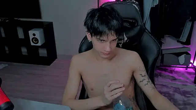 Snapshot of MarkBrowniii chatting on 02/23/25, 11:25 MarkBrowniii online show from 02/23/25, 11:25