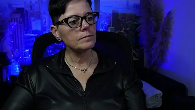 ninarandmann online show from 12/13/25, 08:04