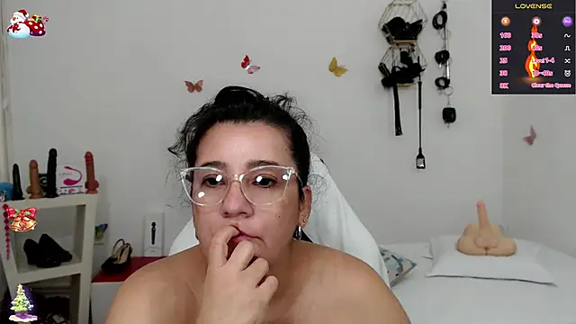 mom hot   online show from 01/07/26, 07:38