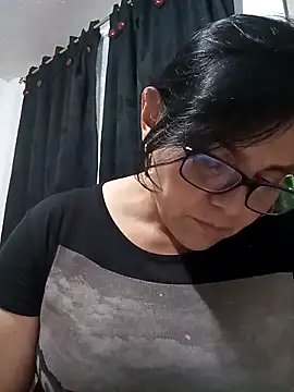 Snapshot of Natasha_milf__ chatting on 02/09/25, 01:44 Natasha milf online show from 02/09/25, 01:44